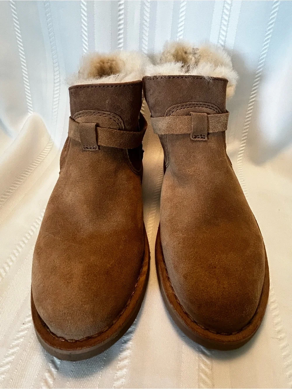 UGG Elisa Ankle Boots Chestnut Brown Suede Shesrling Womens 7.5 Buckle Strap